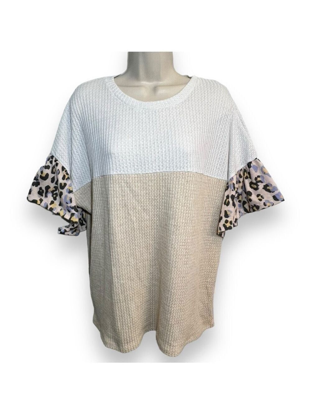 Haptics Women’s Bell Sleeve Color Block Waffle Knit Top White Oatmeal Size Large